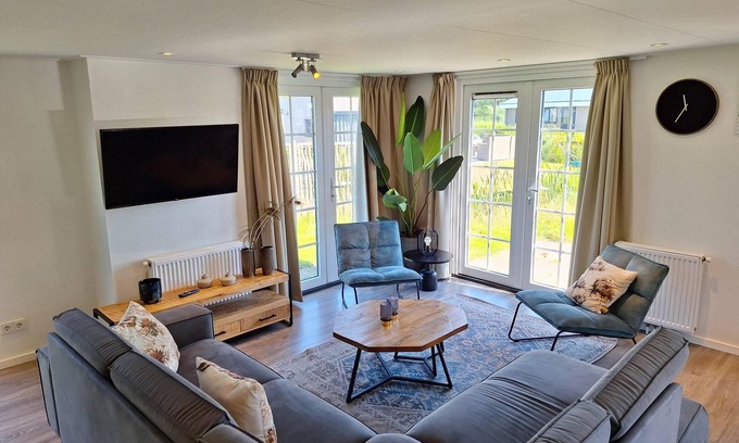 Graft House | Chalet with 5 bedrooms and 2 bathrooms