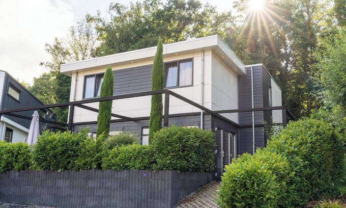 Langeberg House | Chalet with 5 bedrooms, 2 bathrooms and traditional sauna