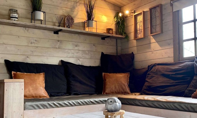 Tzummarum Ski Chalet | Chalet with a spacious garden, in Friesland