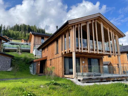 Haus im Ennstal Ski Chalet | Chalet with mountain view