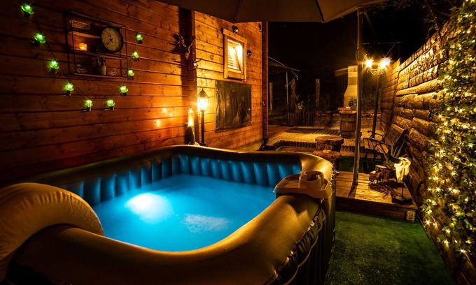 Novalaise Ski Chalet | Chalet 'Wyoming Lodge Luxe - Spa' with Lake View, Wi-Fi and Air Conditioning