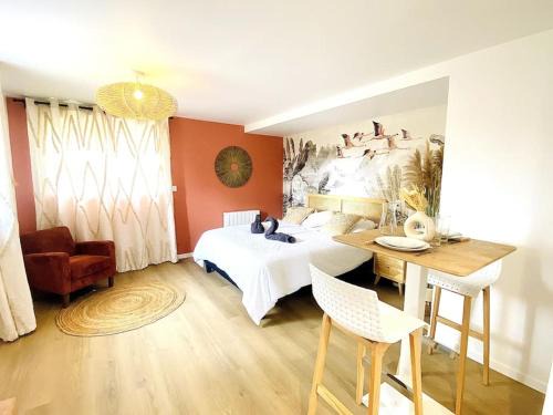 Laval Apartment | Chaleureux Appartement proche gare