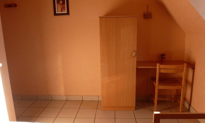 Pailherols House | Chambre 7-Twin room-Private Bathroom-Superior-Garden view