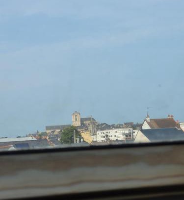 Liberation House | Chambre chez Manue