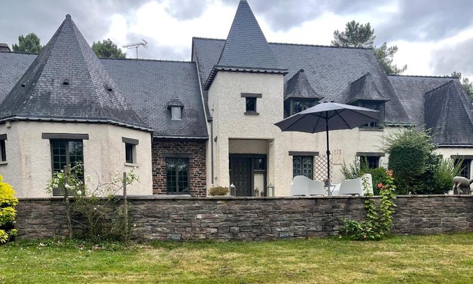 Chanteloup Bed & Breakfast | Chambre de la cime des pins