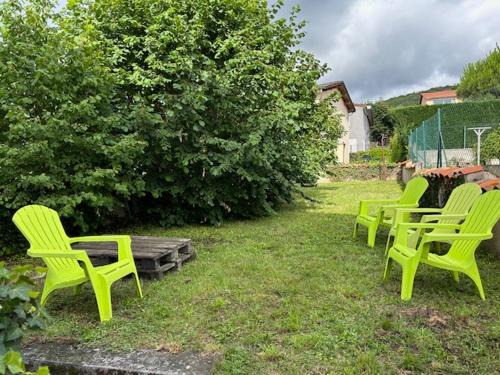 Chatel-Guyon Bed & Breakfast | Chambre double Au TREFLE DORT