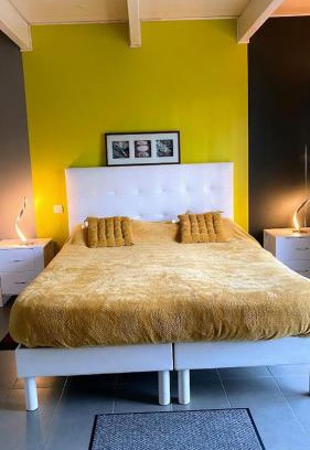 Neant-sur-Yvel Bed & Breakfast | Chambre MELUSINE