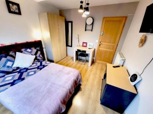 Corbeil-Essonnes House | Chambre meublée privée Terrasse Parking près de paris