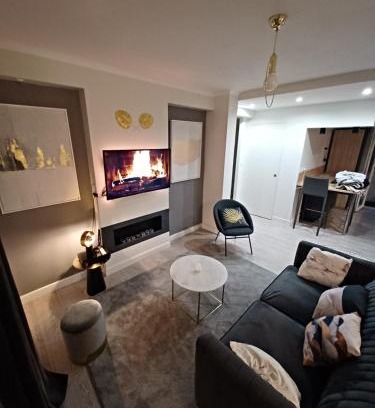 Saint-Pierre Bed & Breakfast | Chambre privée avec lit double - Appartement en colocation, quartier calme 13005 Marseille