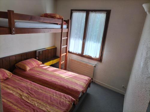 Vallouise-Pelvoux House | Chambre Triple avec Salle de Bains Privative 2