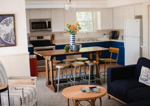 Put-in-Bay Apartment | Chapman House