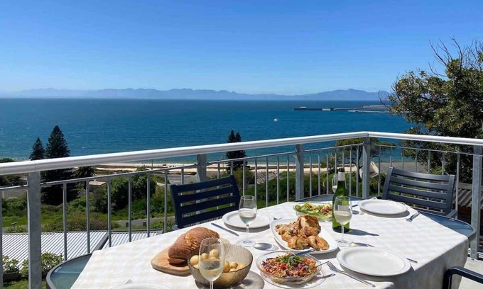 Cape Peninsula House | Character & Comfort | Spacious Home w/Ocean Views