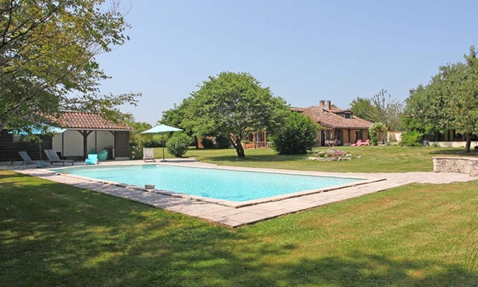 Serignac-Peboudou House | Character cottage, large garden and swimming pool, tranquility guaranteed