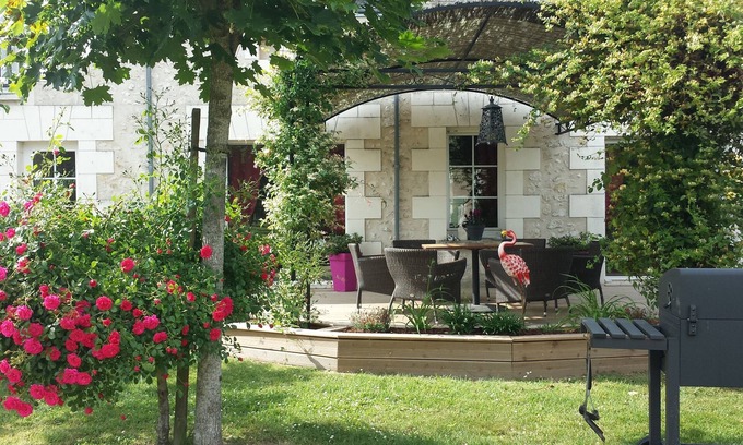 Louans House | Character house for 18 people