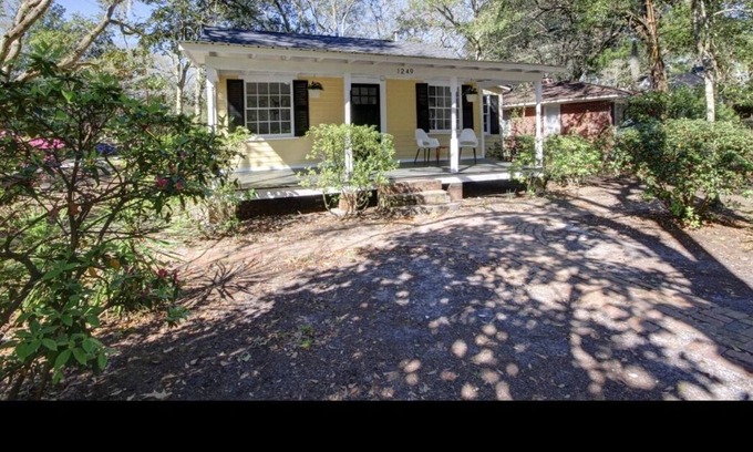 West Ashley Cottage | Charleston Cottage