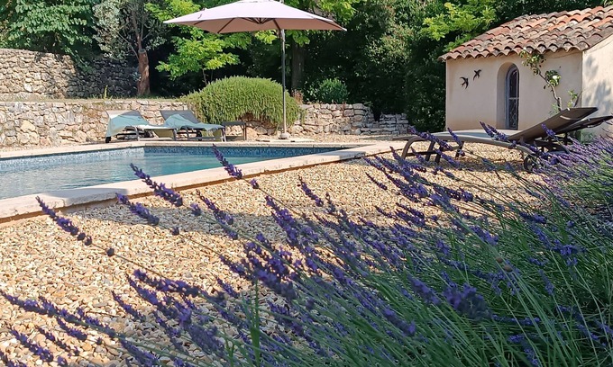 Lorgues Apartment | Charm and authenticity in the heart of Provence