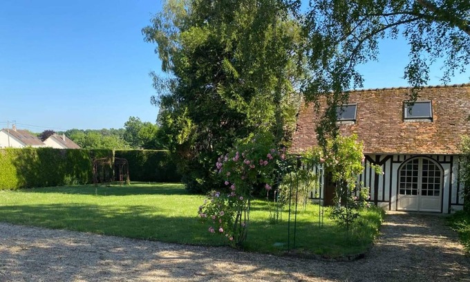 Saint-Arnoult-en-Yvelines House | Charming independent house