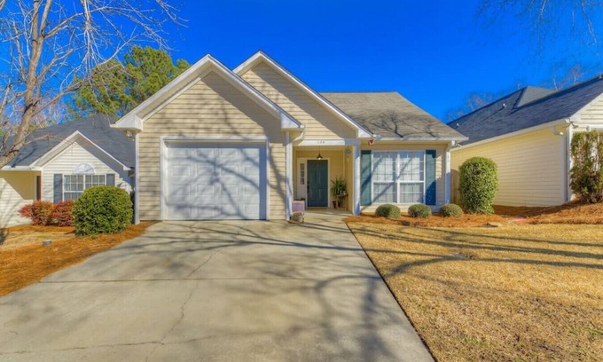 Irmo House | Charm on Clouser | 3BR 3BA in Irmo, SC