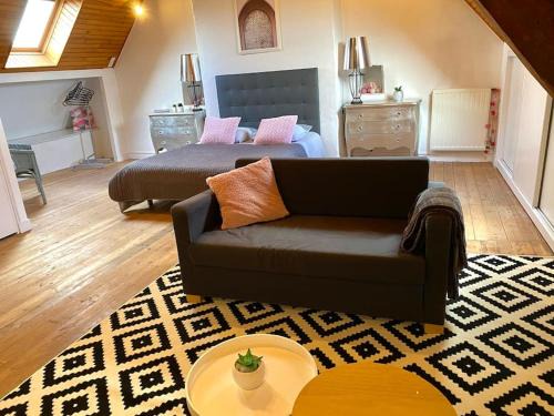 Dol-de-Bretagne Apartment | Charmant appartement entre Saint-Malo et le Mont-Saint-Michel