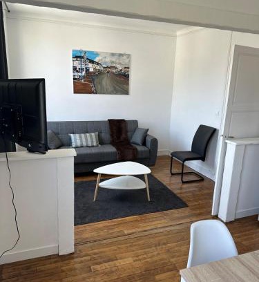 La Loupe Apartment | Charmant appartement en centre-ville