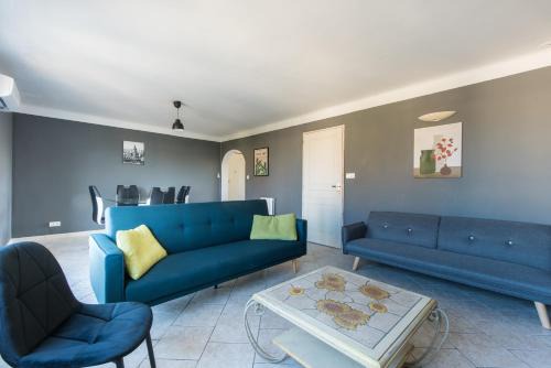 Martigues Apartment | Charmant Appartement Familial