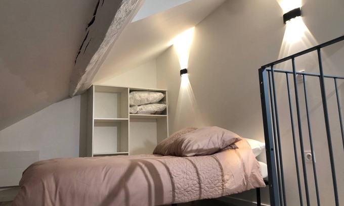 Blois Apartment | Charmant Studio