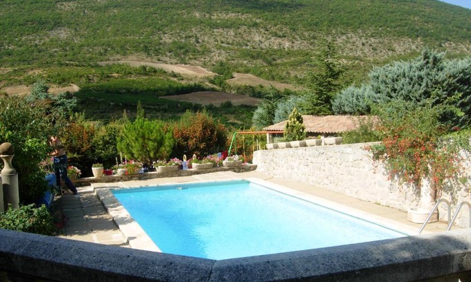 La Roche-sur-le-Buis House | Charmante maison de vacances à La Roche-sur-le-Buis avec piscine