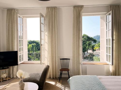 Etretat Apartment | Charme, lumiere, jardin et sauna!