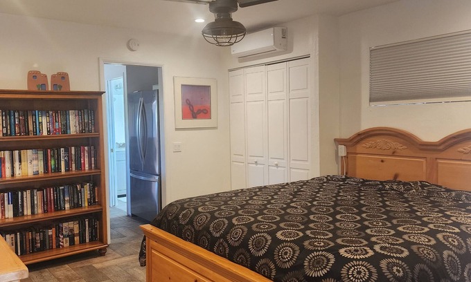 Borrego Springs Cottage | Charming 1-bedroom cottage with AC, WiFi in pleasant Borrego Springs.