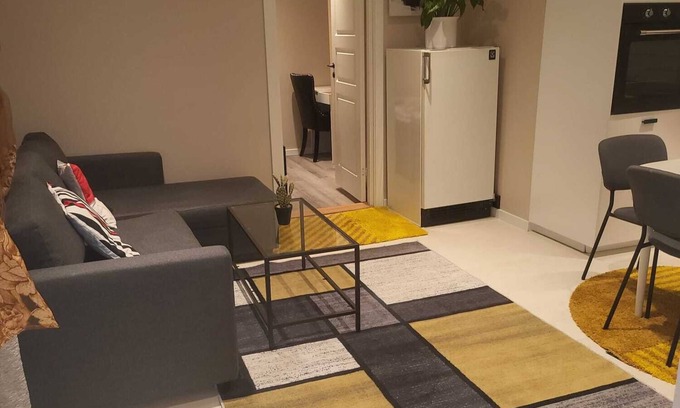Lorenskog Apartment | Charming 1-bedroom apartment in nice Akershus with WiFi, AC at Hanaborg train s.