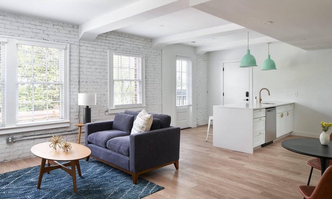 Peachtree Heights West Apartment | Charming 1-bedroom apartment in excellent Atlanta with AC, WiFi, fitness room