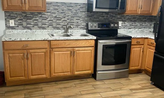 Central Waterford Apartment | Charming 1-bedroom guest suite in house in delightful Waterford