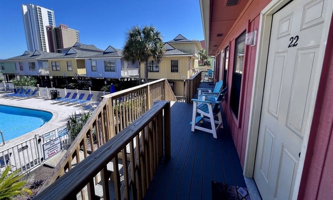 Gulf Shores Cottage | Charming 1-bedroom cottage with WiFi and AC in Gulf Shores