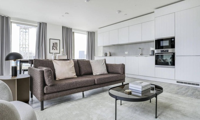 Stratford and New Town Apartment | Charming 2-Bed Apartment in London Stratford
