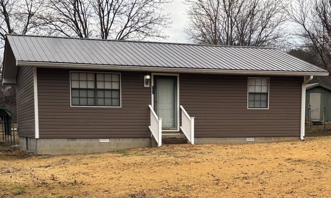 Mountain View House | Charming 2-bedroom Home ~close proximity to the Square~ Awesome Mountain View