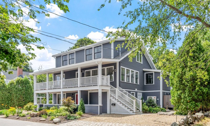 Rockport Apartment | Charming 2-bedroom apartment in serene Rockport neighborhood