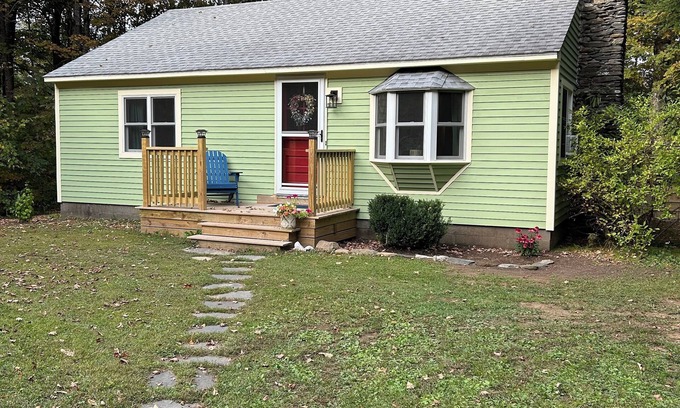 Cummington House | Charming 2-bedroom house in beautiful countryside of Cummington, Ma