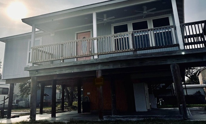 Rockport House | Charming 2-bedroom house in Rockport with AC, WiFi. Enjoy your stay