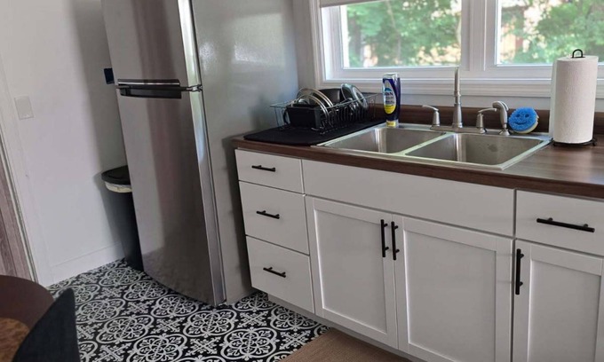 Decatur House | Charming 2-bedroom house