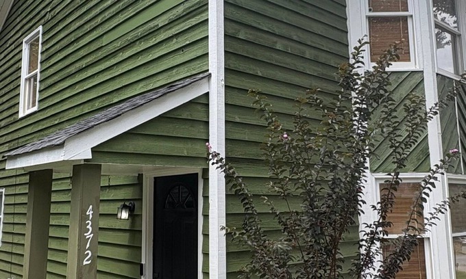 Macon House | Charming 2-bedroom house in tranquil Macon with AC. Pets welcome.