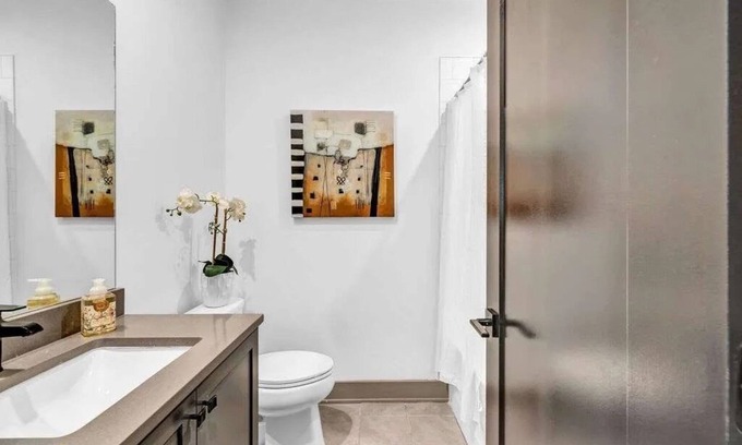 East Atlanta House | Charming 2-bedroom townhome in Atlanta's top entertainment district