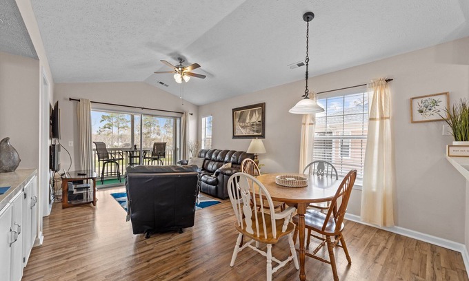 Carolina Forest Condo | "Charming 2Br/2Ba condo with pools and tennis in gated community!"