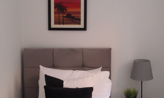 Nottingham City Centre Apartment | Charming 2BR Central Apt 5: Castle Views & Near Sights