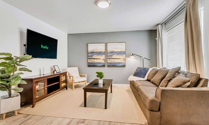 Sugar House Apartment | Charming 2BR with King and Queen Beds, Near Downtown SLC and Local Attractions