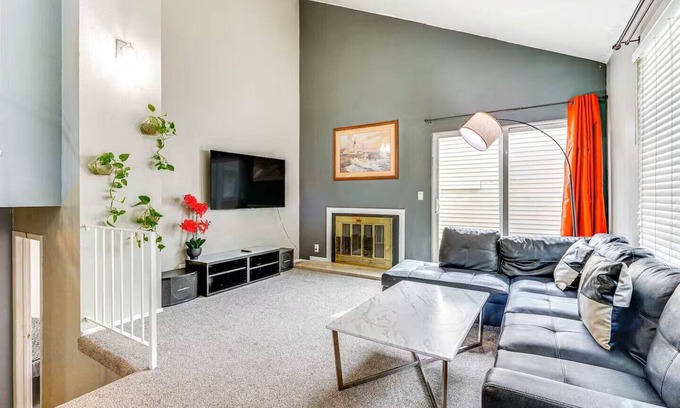 West Valley City House | Charming 3-bedroom townhome with WiFi and AC in West Valley City