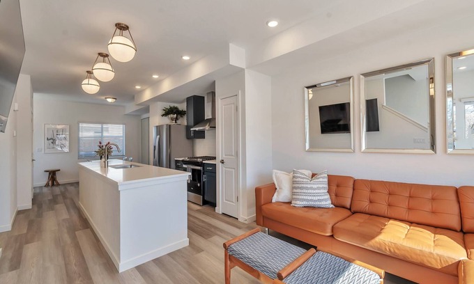 Arvada House | Charming 3-bedroom, 4 Bath Townhome in Arvada, CO