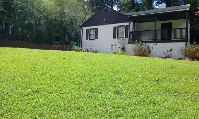 Loring Heights House | Charming 3-Bedroom Atlanta Retreat Near Midtown