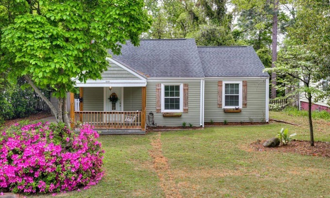 Pendleton King House | Charming 3-bedroom house with WiFi in welcoming Augusta