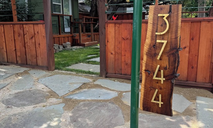 Napa House | Charming 3-bedroom house in the Napa Valley with a Cooks Kitchen. 30 day stay.