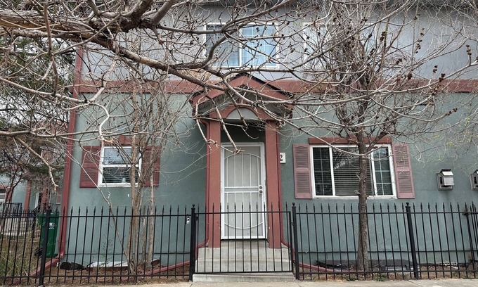 Delmar Parkway House | Charming 3-bedroom townhome with WiFi, AC in fabulous central Denver Colorado.
